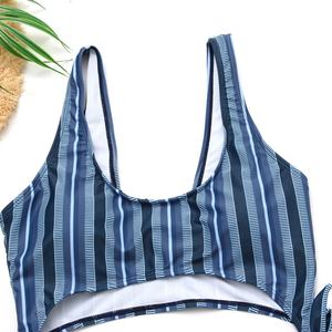 ชุดว่ายน้ำดีไซน์ใหม่ปี 2025 ชุดบิกินี่เซ็กซี่แบบสั่งทำสำหรับผู้หญิงไซส์ XS ชุดว่ายน้ำวันพีซขายส่ง ไซส์พลัส ผ้าลายจุดด้านหน้า - Product Image 5