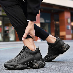 Chaussures pour hommes en cuir de vache blanc, nouvelle mode, respirantes en maille, à semelle épaisse, à talon haut, sport décontracté, rehaussantes - Product Image 4