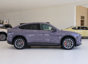 Efficienza auto elettrica Nio Ec6 ad alta velocità pura berlina elettrica per la città - Product Image 4