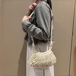 Sac bandoulière tressé à la main ajouré pour les vacances en bord de mer, sac à l'épaule décontracté pour usage quotidien, vente chaude - Product Image 6