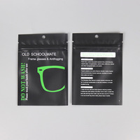 Sacs refermables noirs personnalisés avec logo imprimé, pochettes Doypack avec trou de suspension, sacs d'emballage en plastique pour produits optiques