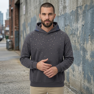 Sweat-shirt à capuche gris foncé pour homme en molleton écologique, imprimé à pois en strass, coupe oversize, poches kangourou, 100% coton - Product Image 3