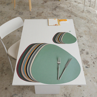 Tapis de table en cuir PU double face de haute qualité Design moderne Ensemble lavable imperméable écologique Napperons ovales uniques irréguliers