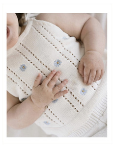 Vendite di fabbrica grazioso maglia cravatta a spalla ricamata floreale pagliaccetto estivo e Top - Product Image 6