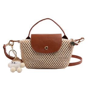 Borsa Estiva in Paglia Leggera e Portatile Stile Bohémien, Borsa a Tracolla per Vacanze e Spiaggia per Donne - Product Image 1