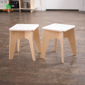 Silla Alta de Madera Moderna para Niños Pequeños, Mecedora y Cochecito para Cocina, Dormitorio y Escuela - Product Image 1
