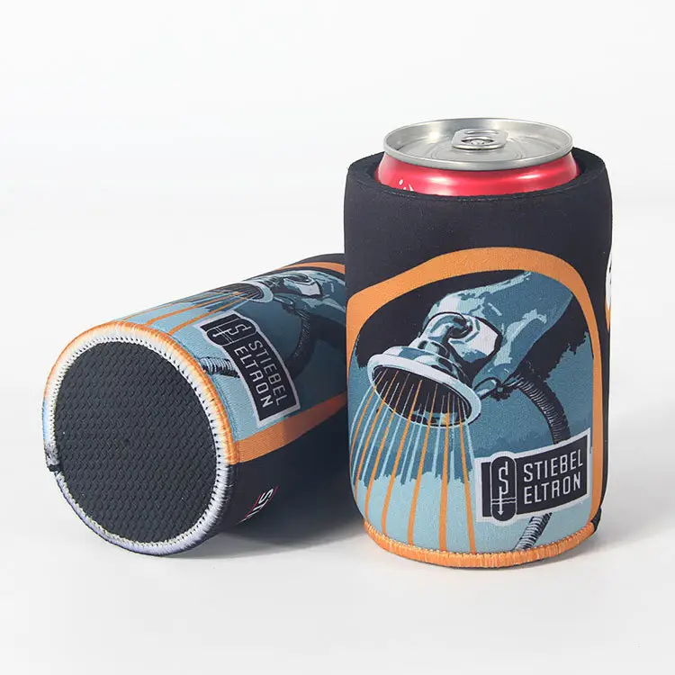 CustomロゴNeoprene 5ミリメートルStubby Can Cooler Sleeve Drink Cooler Cover BagとRubber Base