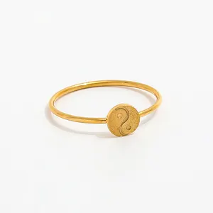 แหวนชุบทอง18K สำหรับผู้หญิงกันน้ำลายไทจีวินเทจคลาสสิกแบบฝ้าสำหรับผู้หญิง