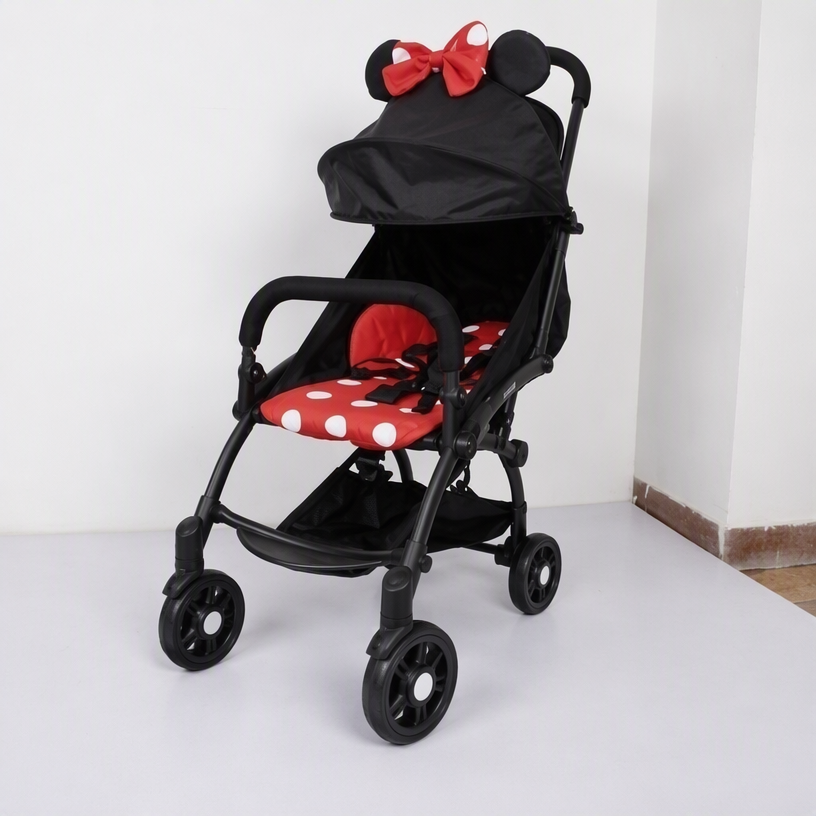 Minnie red-eight etiquettes