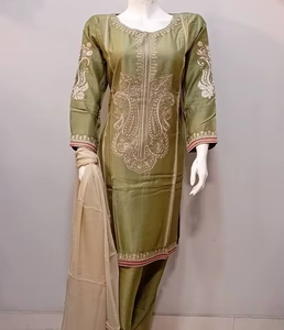 Ensemble de 3 pièces en coton pour femmes, shalwar kameez, avec broderie, style formel, design modeste, vêtements d'été - Product Image 5