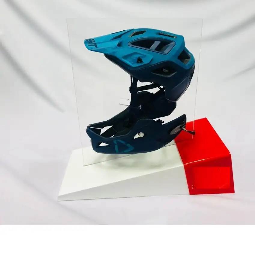 Özel yapılmış akrilik kılıf kask Levitating vitrin fikir perakende mağazası bisiklet kask ekran standı