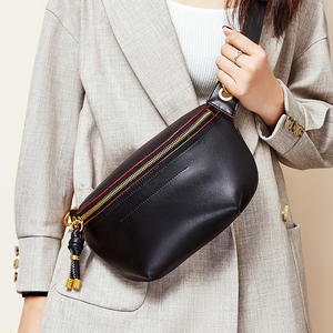 Nouvel Arrivage <span class=keywords><strong>Sac</strong></span> <span class=keywords><strong>Banane</strong></span> en <span class=keywords><strong>Cuir</strong></span> pour <span class=keywords><strong>Femme</strong></span>, <span class=keywords><strong>Sac</strong></span> de Poitrine Tendance avec Chaînes - Product Image 1