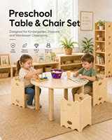 Ensemble table et chaises modernes en bois massif pour enfants, idéal pour les garderies, les écoles maternelles, les salles Montessori et les écoles.