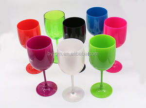 Verres à vin en plastique de 17OZ de <span class=keywords><strong>mariage</strong></span> PP sans Bpa en verre noir réutilisable personnalisé de haute qualité - Product Image 5
