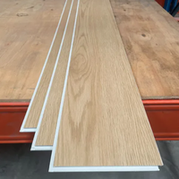 SPC-Bodenbelag Click-Lock PVC Wasserdichter Luxus-Vinyl-Fliesenbelag Vinylplanken für Wohnung Innenbereich