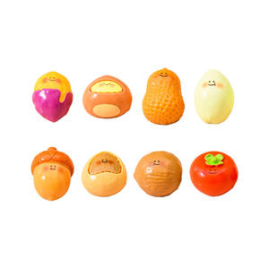 Novedad de Otoño, Adornos de Resina Decorativos con Diseño de Nueces de Dibujos Animados, Miniaturas para Escenas, Llaveros - Product Image 4