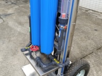 Système mobile de purification d'eau par osmose inverse sur chariot pour le nettoyage de vitres et la construction – Machine de traitement d'eau pure
