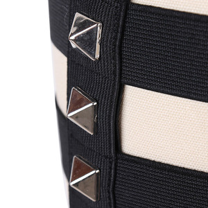 JINZHU Anello per Coscia Stile Americano Antiscivolo a Doppia Fila Nero Unisex, Clip per <span class=keywords><strong>Calze</strong></span> Antirughe, Elastici per Biancheria Intima, Alta Elasticità - Product Image 4