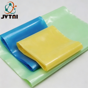 Rollo de Película Protectora Translúcida de Alto Brillo VCI Antióxido de PE Suave de 150 m para Moldeo por Soplado - Product Image 1