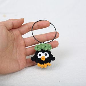 Portachiavi all'uncinetto Amigurumi a forma di pulcino, fatto a mano, simpatico ciondolo per borsa o borsetta a tema animali da fattoria - Product Image 6