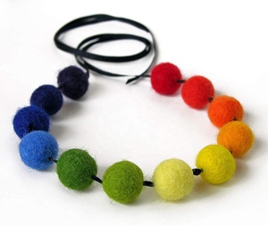 Bolas de adornos navideños de fieltro de lana con pompones de fieltro de colores de 2,5 cm para guirnaldas y fieltro - Product Image 4