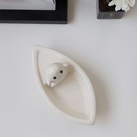 BESTCERA Halloween Keramik Schiffs förmiger Ghost Kerzenhalter Spooky Nautical Decor Haunted Ghost Ship Tisch Herzstück