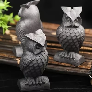 Vente en gros de shungite de haute qualité en forme de hibou, pierre précieuse naturelle utilisée pour la décoration intérieure unique et les cadeaux de fêtes - Product Image 1