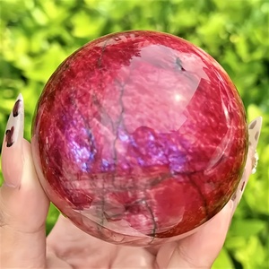Esfera de Piedra Lunar Roja Pulida al por Mayor, Cristal Natural Curativo para Meditación y Decoración del Hogar - Product Image 5