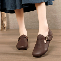 Chaussures d'été respirantes et polyvalentes pour femmes Vintage Solid Color Softy Walking Casual New Style Lazy Shoes Prix
