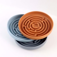 Bol à nourriture pour animaux de compagnie en silicone antidérapant personnalisé, rond, labyrinthe, pour chat et chien, bol à lécher lent, bols et mangeoires pour animaux de compagnie personnalisés