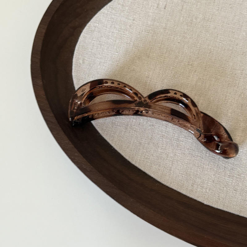 น้ำตาลอ่อน