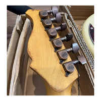 Gitar Elektrik Jelo 39-Inci dengan Leher Maple, Fretboard Rosewood India, dan Body Mahogany untuk Pemain Tingkat Menengah.
