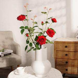 Rosas Artificiales de Entrega Rápida de Fábrica, Flores de Plástico Suave de Seda de 77 cm para Bodas, Graduaciones, Día de la Madre, Día de San Valentín - Product Image 1