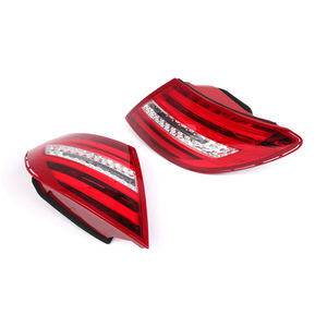 Feux arrière LED pour Mercedes-Benz Classe C W204 2011-2014 Rouge avec modification blanche - Product Image 3