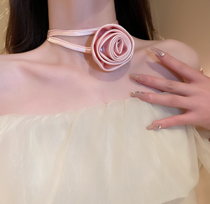 Collar <span class=keywords><strong>de</strong></span> Flores <span class=keywords><strong>de</strong></span> Rosa <span class=keywords><strong>de</strong></span> Tela <span class=keywords><strong>de</strong></span> Seda Negra y Rosa Hecho a Mano, Collar <span class=keywords><strong>de</strong></span> Cadena Larga <span class=keywords><strong>para</strong></span> Clavícula, Gargantilla, Joyería - Product Image 3