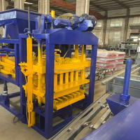 Machine à fabriquer des briques en ciment entièrement automatique à démarrage en un clic, machine à fabriquer des briques creuses en béton