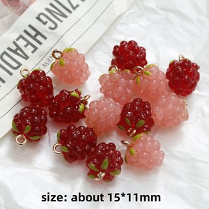 Hot Bán Nhựa Mini Nho Charms Cô Gái Tự Làm Bông Tai Phụ Kiện Màu Đỏ Màu Hồng Nhựa Mâm Xôi Mặt Dây Chuyền Cho Phụ Nữ Vòng Đeo Tay Phát Hiện - Product Image 2