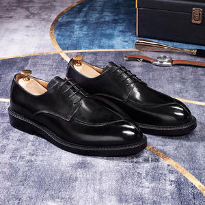 Los zapatos de cuero premium para hombre presentan cuero genuino de alta calidad y son fabricados como mocasines casuales de negocios de alta gama. - Product Image 6