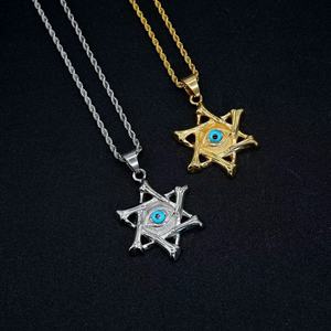 Collana con Ciondolo Protettivo a Stella a Sei Punte Bicolore Stile Mystique Starry Eye per Armadietti alla Moda - Product Image 3
