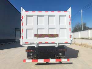 Camion tracteur haute performance et robuste avec moteur Euro V de 375 ch à 430 ch, puissance élevée, adapté au transport longue distance - Product Image 3