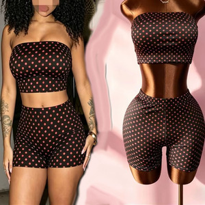 Puantiyeli Baskı 2 Parça Set Kadın Seksi Straplez Kolsuz Crop Tops ve Dar Şort Sıcak Kız Sokak Kıyafetleri - Product Image 2