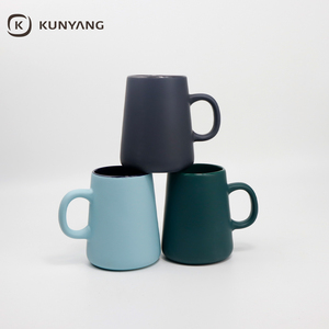 Taza <span class=keywords><strong>de</strong></span> Cerámica Cónica Mate Personalizada a <span class=keywords><strong>Precio</strong></span> <span class=keywords><strong>de</strong></span> Fábrica, Taza <span class=keywords><strong>de</strong></span> Café con Esmalte Interior en Contraste <span class=keywords><strong>de</strong></span> Dos Tonos Mate, Proveedor <span class=keywords><strong>de</strong></span> Cerámica - Product Image 1