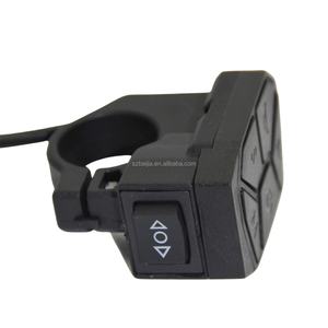 Interrupteur de phare de vélo électrique/trottinette électrique à 6 broches et sept fonctions avec LED et vitesse réglable, bouton de clignotant - Product Image 4