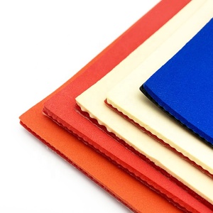 Konford Raquette <span class=keywords><strong>de</strong></span> tennis <span class=keywords><strong>de</strong></span> <span class=keywords><strong>table</strong></span> personnalisée en caoutchouc OEM avec bouton imprimé logo <span class=keywords><strong>de</strong></span> marque ODM Raquette <span class=keywords><strong>de</strong></span> <span class=keywords><strong>ping</strong></span>-<span class=keywords><strong>pong</strong></span> Rouge Noir Couverture <span class=keywords><strong>de</strong></span> pagaie <span class=keywords><strong>de</strong></span> <span class=keywords><strong>ping</strong></span>-<span class=keywords><strong>pong</strong></span> - Product Image 5