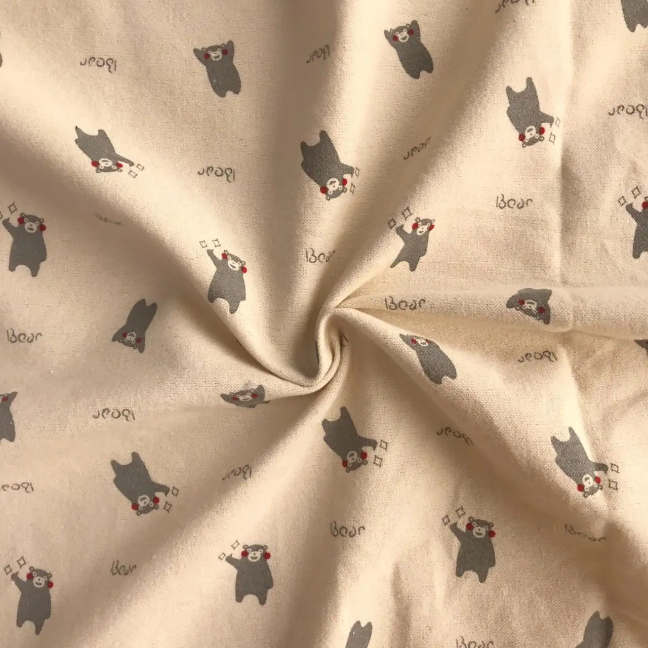 Tela de algodón con estampado de oso para vestido de niños, base de franela con estampado de oso, cálido, superventas