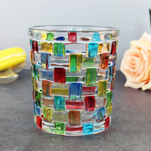 Vasos de Whisky de <span class=keywords><strong>Cristal</strong></span> sin Plomo, Estilo Bohemio, Grabados y Pintados a Mano para Navidad 2024, Base Cuadrada de Fondo Grueso, Capacidad de 260 ml - Product Image 1