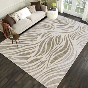 Fábrica de alfombras de China Patrón en forma de hoja natural moderno Alfombra de seda de bambú Alfombra de lujo personalizada hecha a mano suave - Product Image 1