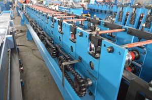 Tốc độ cao thích hợp Giá kim loại con lăn màn trập cửa cuộn tạo thành máy kim loại màn trập cửa Rolling <span class=keywords><strong>Machine</strong></span> để bán - Product Image 2