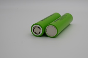 3.7V 15Ah LFP32140FS Lithium Iron Phosphate Battery Cell Long Cycle Larger Capacity for Vehicles - Product Image 1