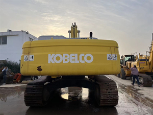 Excavatrices d'occasion KOBELCO SK350D de 35 tonnes pour opérations de couverture de décharges multi-terrains, structure robuste, moteur inclus - Product Image 6